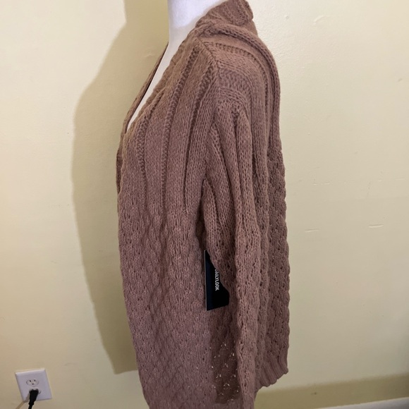 Daily look Cozy Brown Knit Cardigan Sweater Size Small NWT - Picture 3 of 6